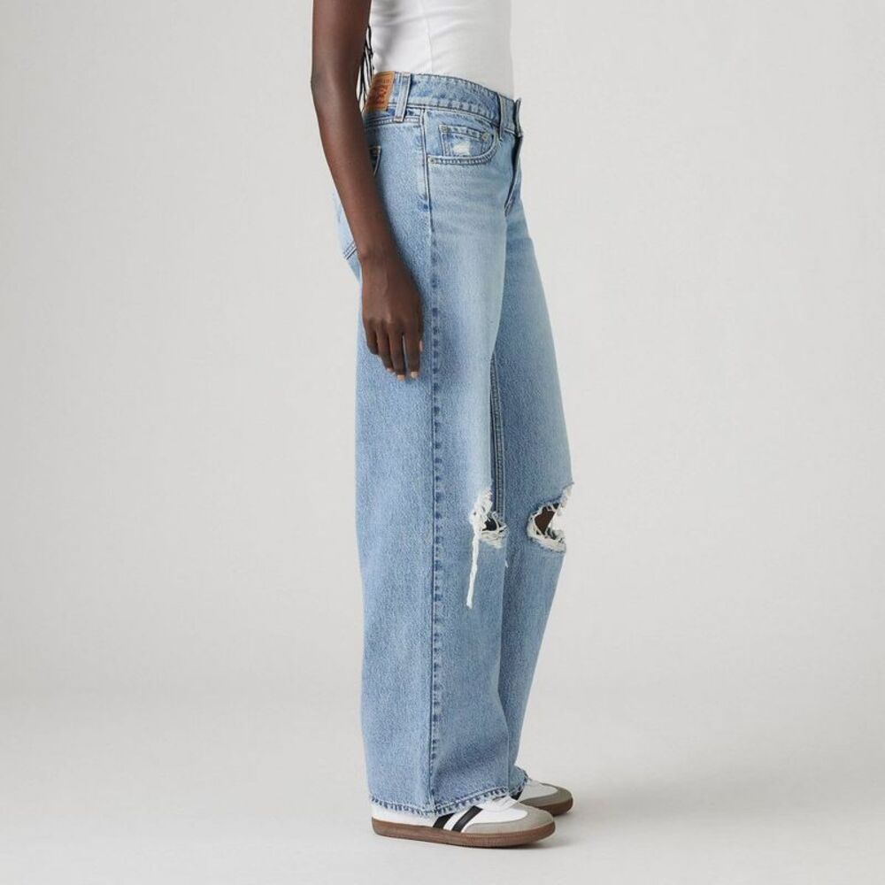 Levi's -  Women's Low-Rise Superlow Loose Jeans - Tab Table Talk - Picture 2 of 3